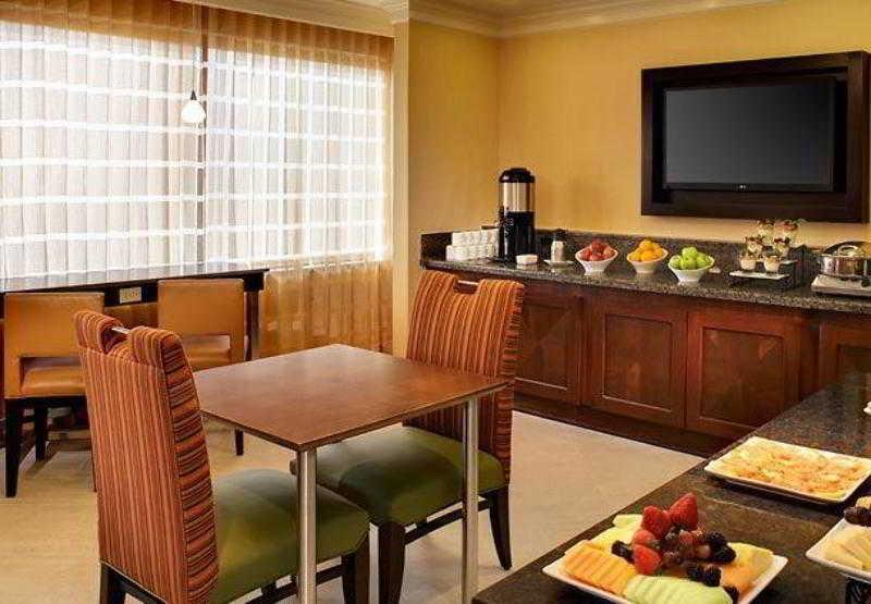 Marriott Columbia Hotel Bagian luar foto